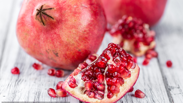 石榴营养品成分和作用及功效,石榴营养品成分丰富,其作用与功效究竟如何?