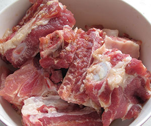 排骨怎么做好吃，如何让肉质更鲜嫩可口？