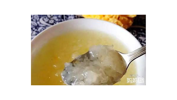 银耳燕窝羹的功效与作用禁忌
