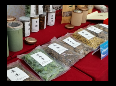 淫羊藿黄精胶囊作用与功效,淫羊藿黄精胶囊,其作用与功效究竟如何?